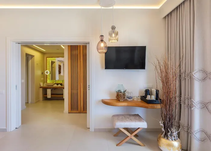 Ξενοδοχείο Anax And 5*